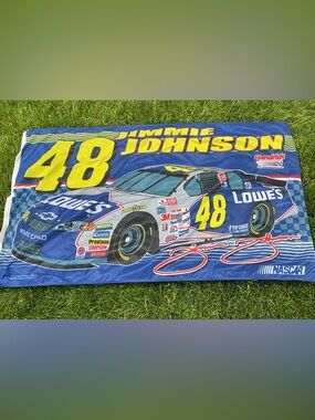 Nascar Jimmie Johnson 2002 #48, Banner
Flag Tapestry 35" X 58"